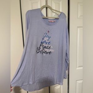 EVRI Long Sleeve Holiday Top